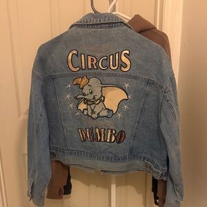 Dumbo Embroidered Light Wash Denim jacket(Size S)
